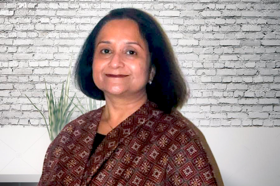 Dr Arpita Mukherjee